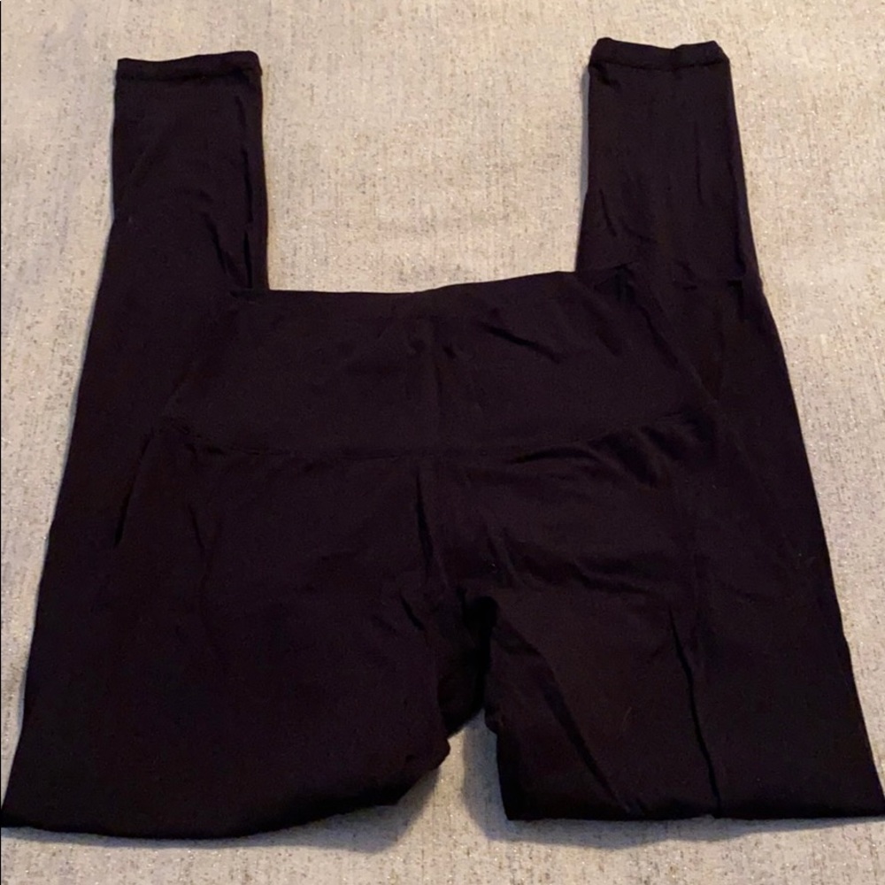 Black Rosa BuffBunny Leggings Large